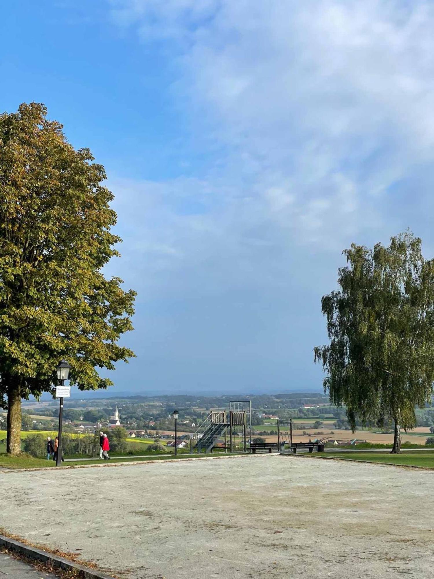 Appartement Am Brunnenplatzl Mit Bademantelzugang Bad Griesbach  Buitenkant foto