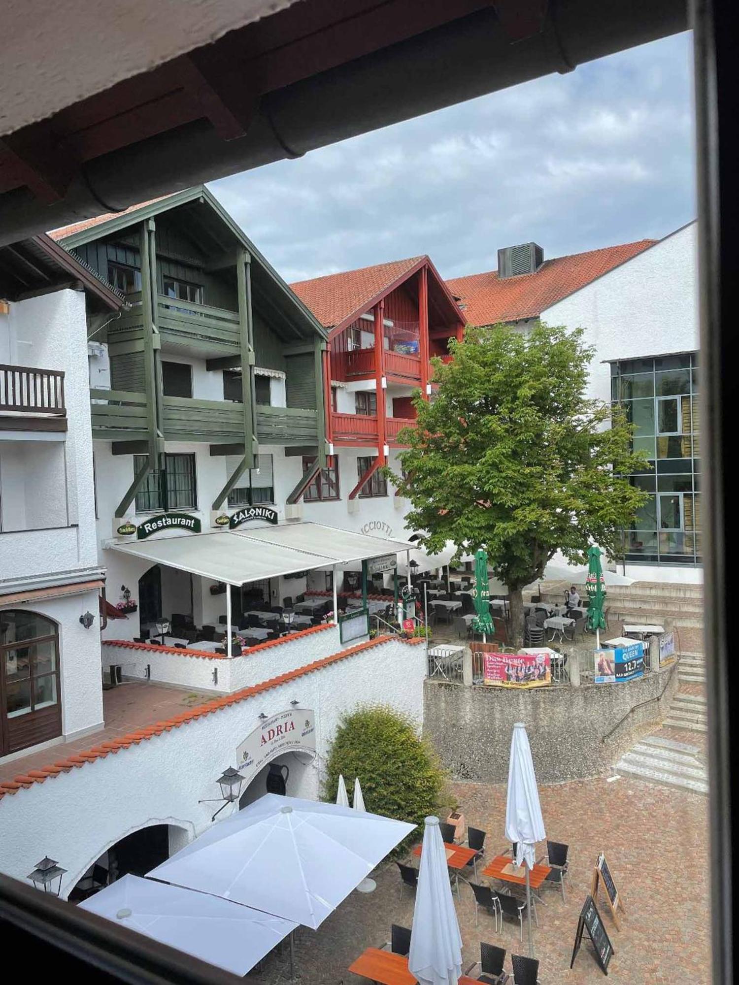 Appartement Am Brunnenplatzl Mit Bademantelzugang Bad Griesbach  Buitenkant foto